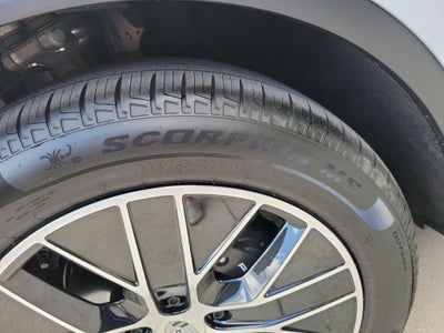 2026 Porsche Macan Electric 4