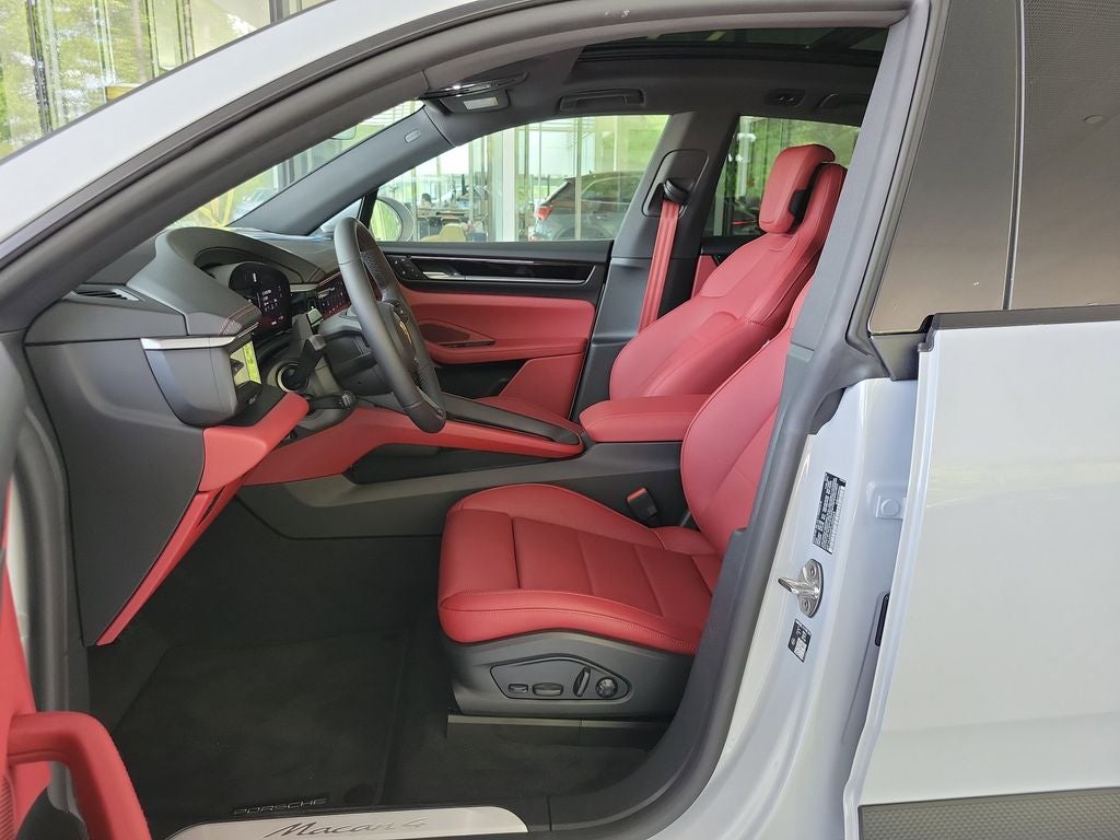 2026 Porsche Macan Electric 4