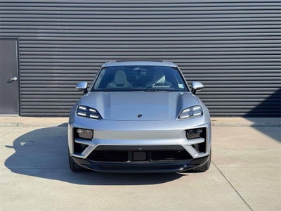 2025 Porsche Macan Electric Turbo