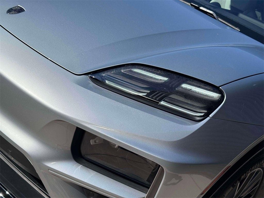 2025 Porsche Macan Electric Turbo