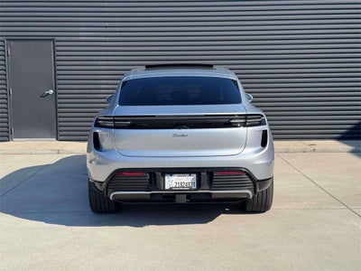 2025 Porsche Macan Electric Turbo