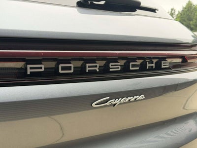 2026 Porsche Cayenne E-Hybrid Base
