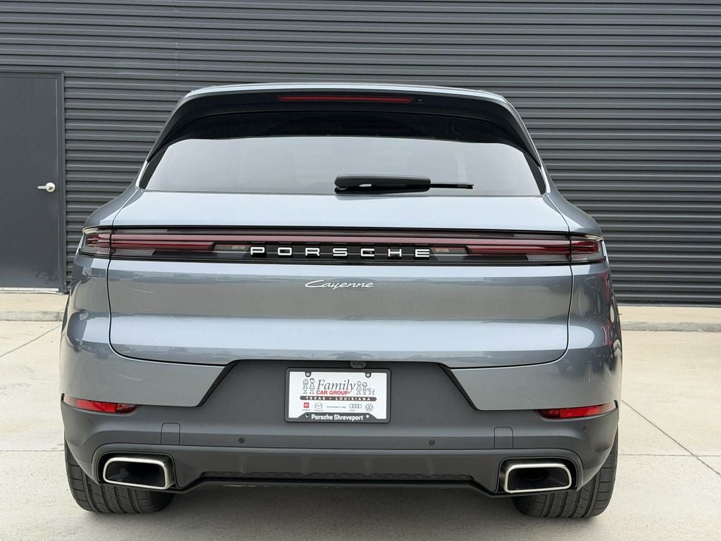 2026 Porsche Cayenne E-Hybrid Base