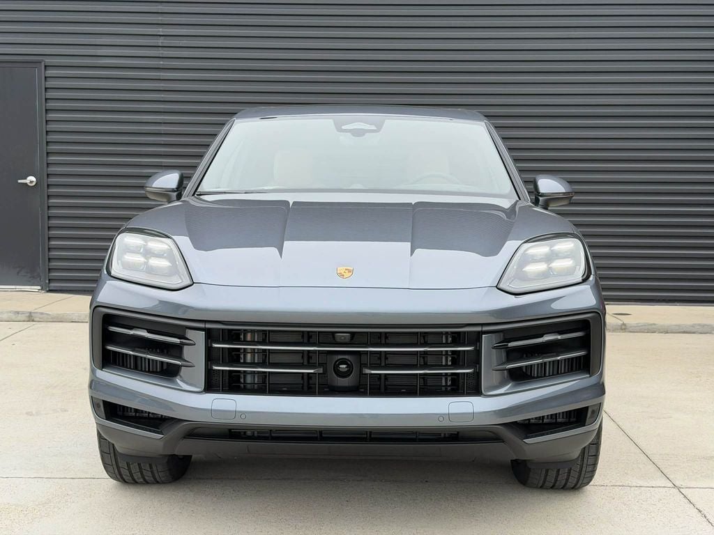 2026 Porsche Cayenne E-Hybrid Base