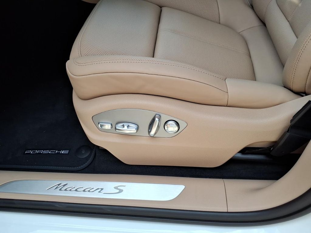 2026 Porsche Macan S