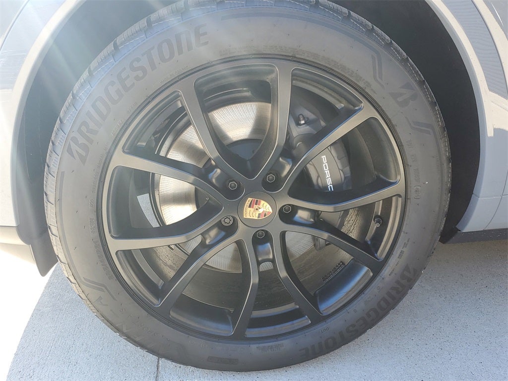 2026 Porsche Cayenne Coupe Base