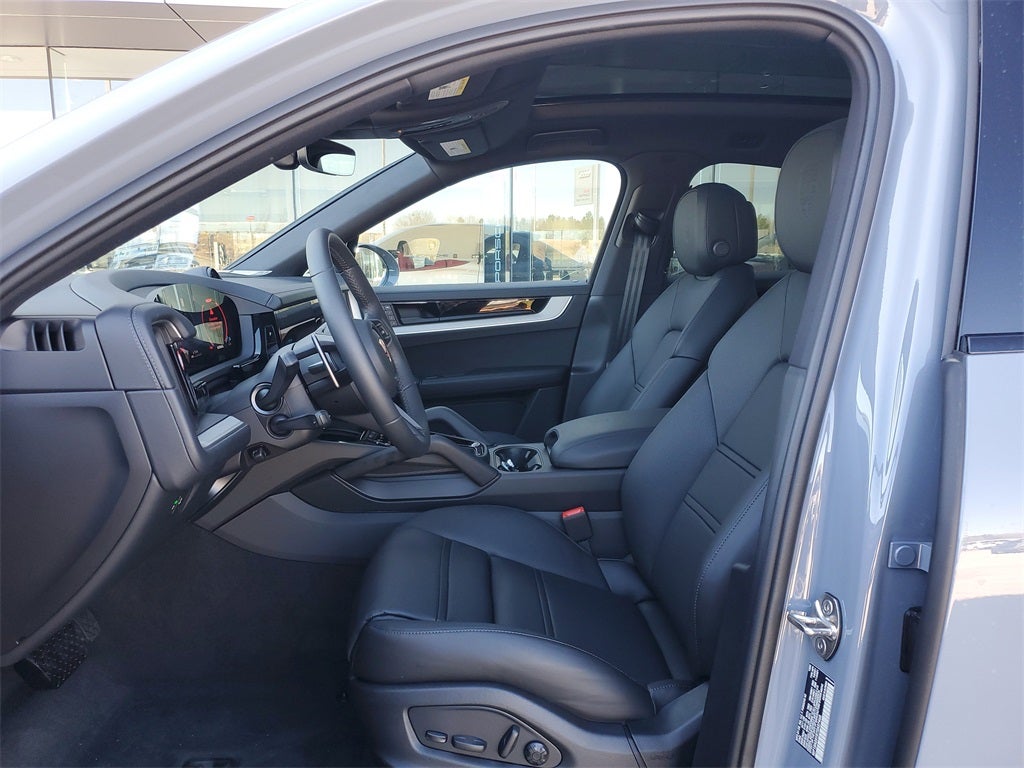 2026 Porsche Cayenne Coupe Base