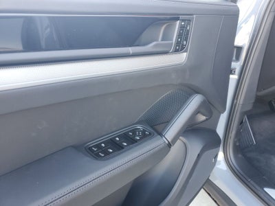 2026 Porsche Cayenne Coupe Base