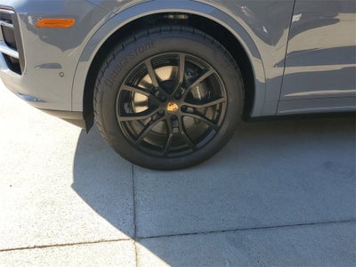 2026 Porsche Cayenne Coupe Base