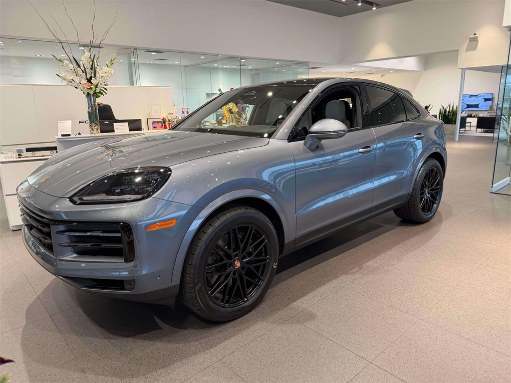 2026 Porsche Cayenne Coupe Base