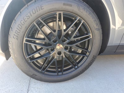 2026 Porsche Cayenne Coupe Base