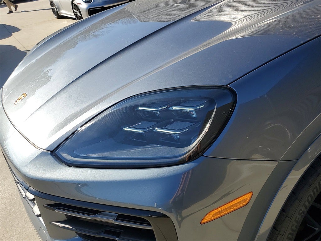 2026 Porsche Cayenne Coupe Base