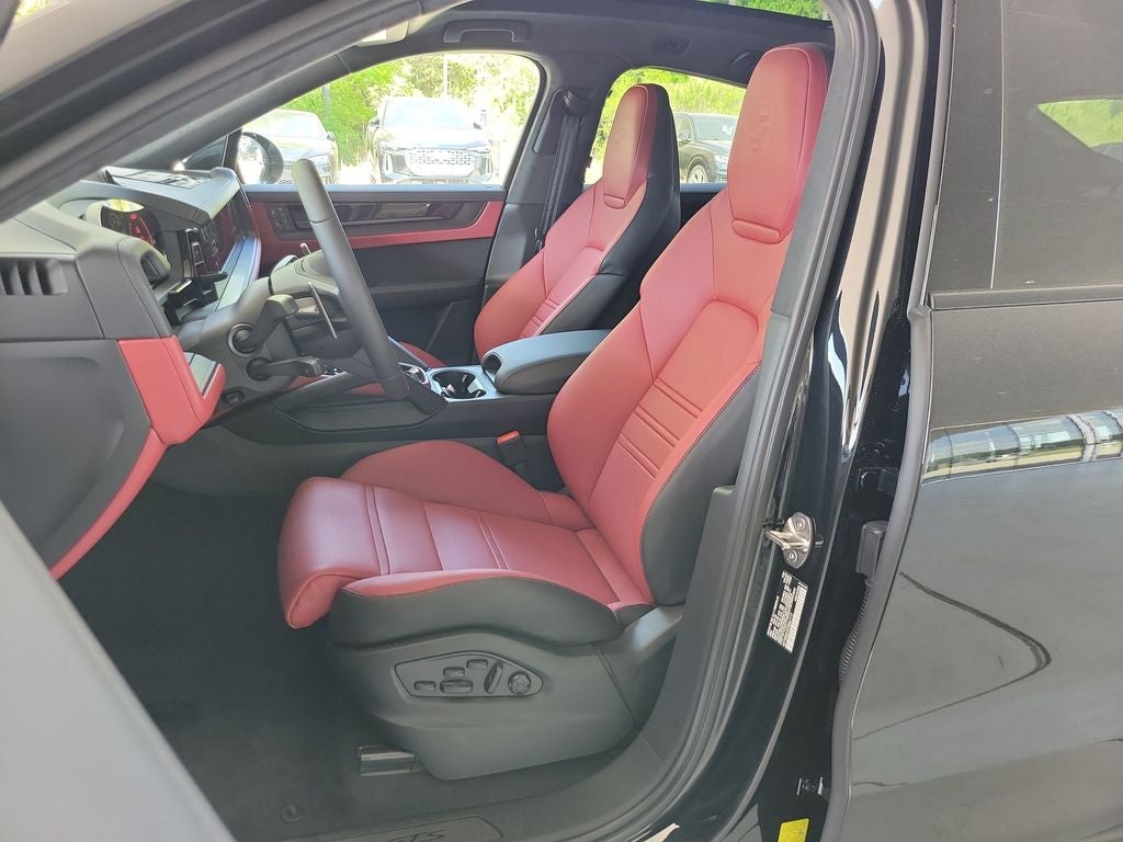 2026 Porsche Cayenne Coupe GTS