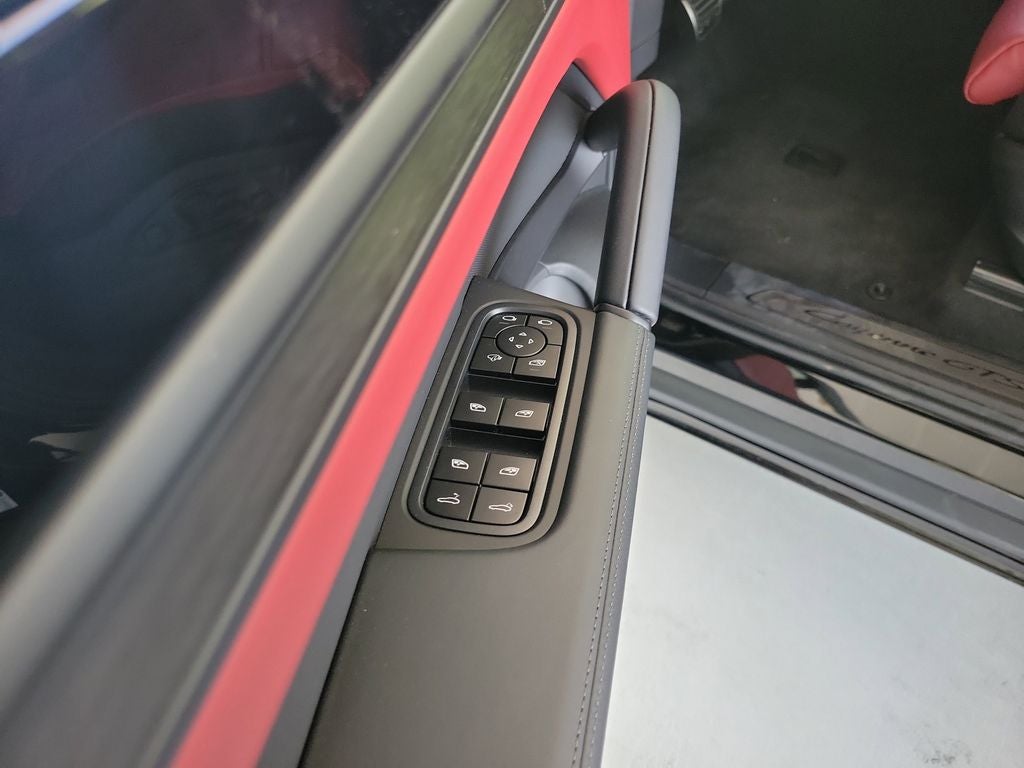 2026 Porsche Cayenne Coupe GTS