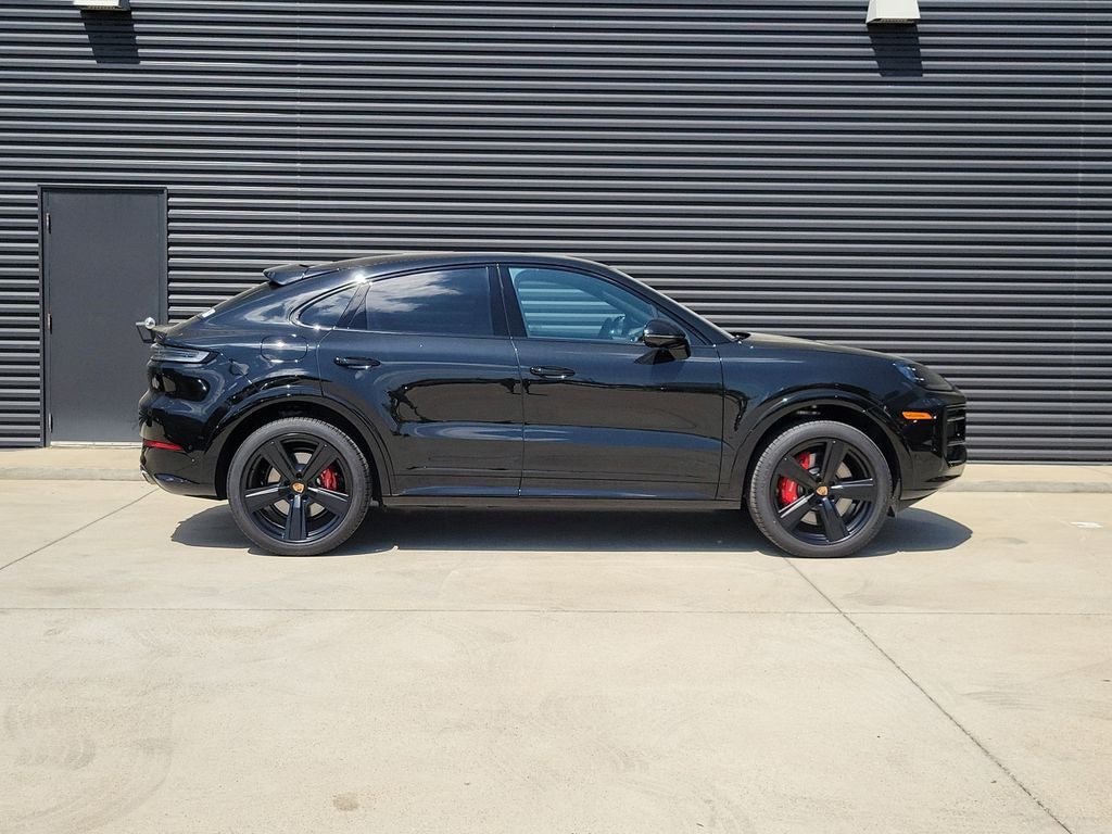 2026 Porsche Cayenne Coupe GTS