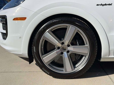 2026 Porsche Cayenne E-Hybrid Coupe Turbo