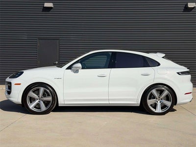 2026 Porsche Cayenne E-Hybrid Coupe Turbo