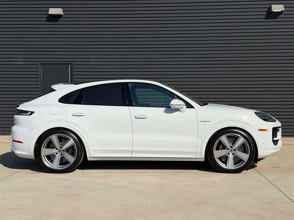 2026 Porsche Cayenne E-Hybrid Coupe Turbo