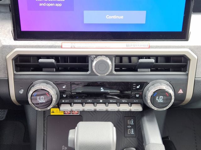 2026 Toyota Tacoma i-FORCE MAX Tacoma Trailhunter