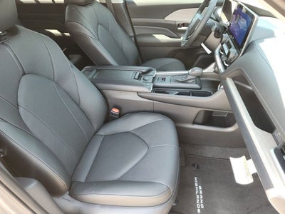 2026 Toyota Grand Highlander Hybrid Limited