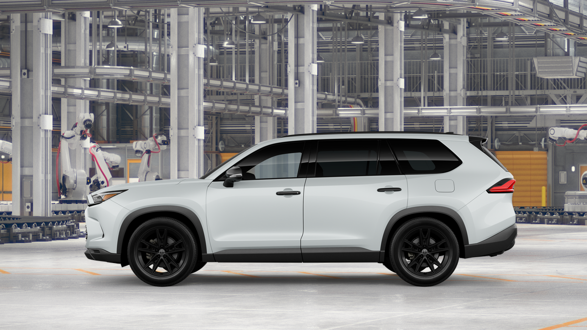 2026 Toyota Grand Highlander Hybrid Nightshade