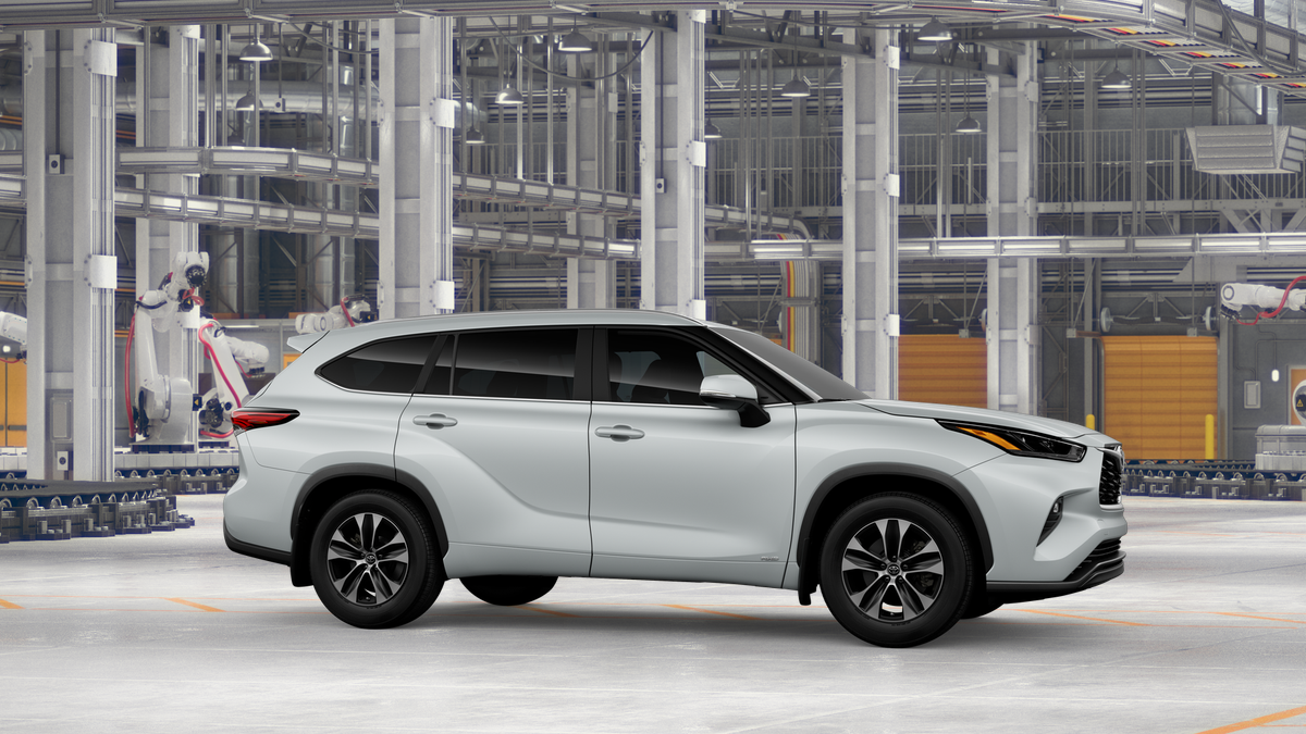 2026 Toyota Highlander Hybrid XLE
