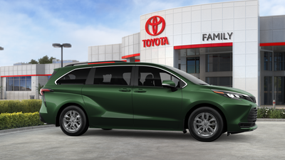 2026 Toyota Sienna LE