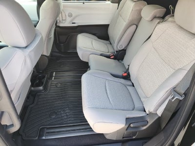2026 Toyota Sienna LE
