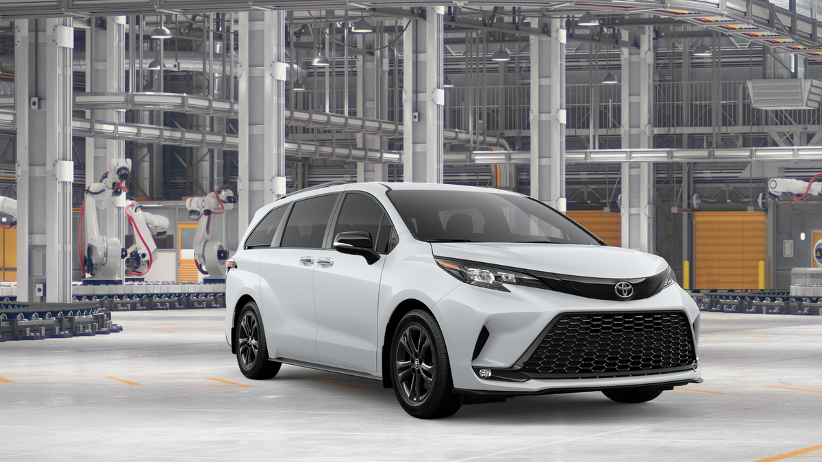 2026 Toyota Sienna XSE
