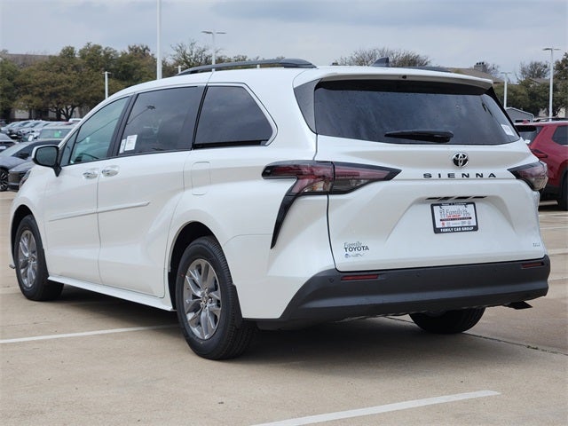 2026 Toyota Sienna XLE