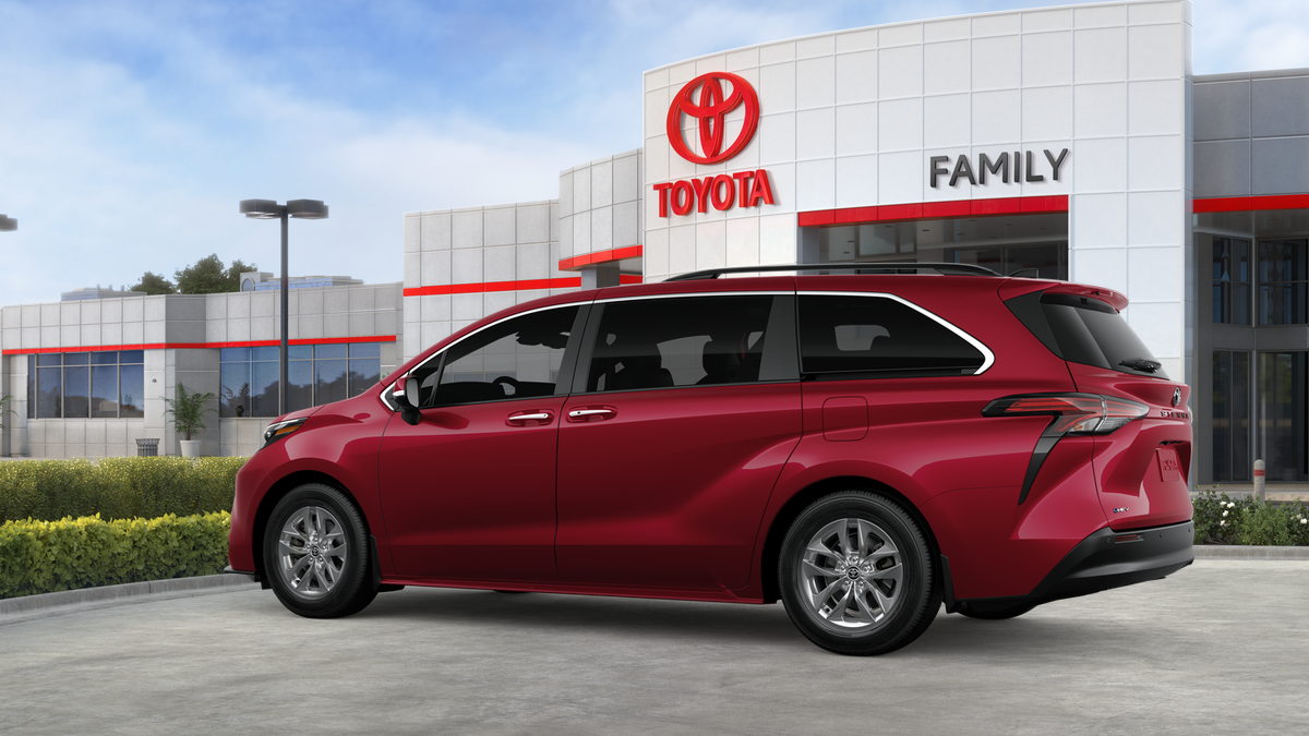 2026 Toyota Sienna XLE