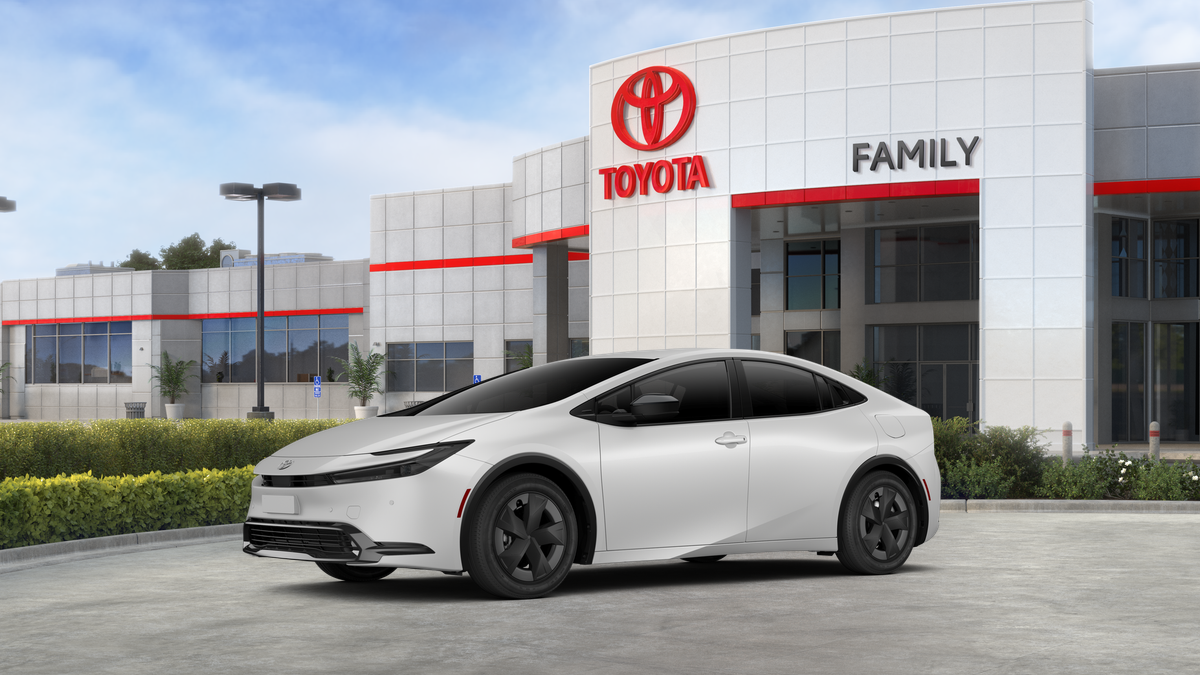 2027 Toyota Prius LE