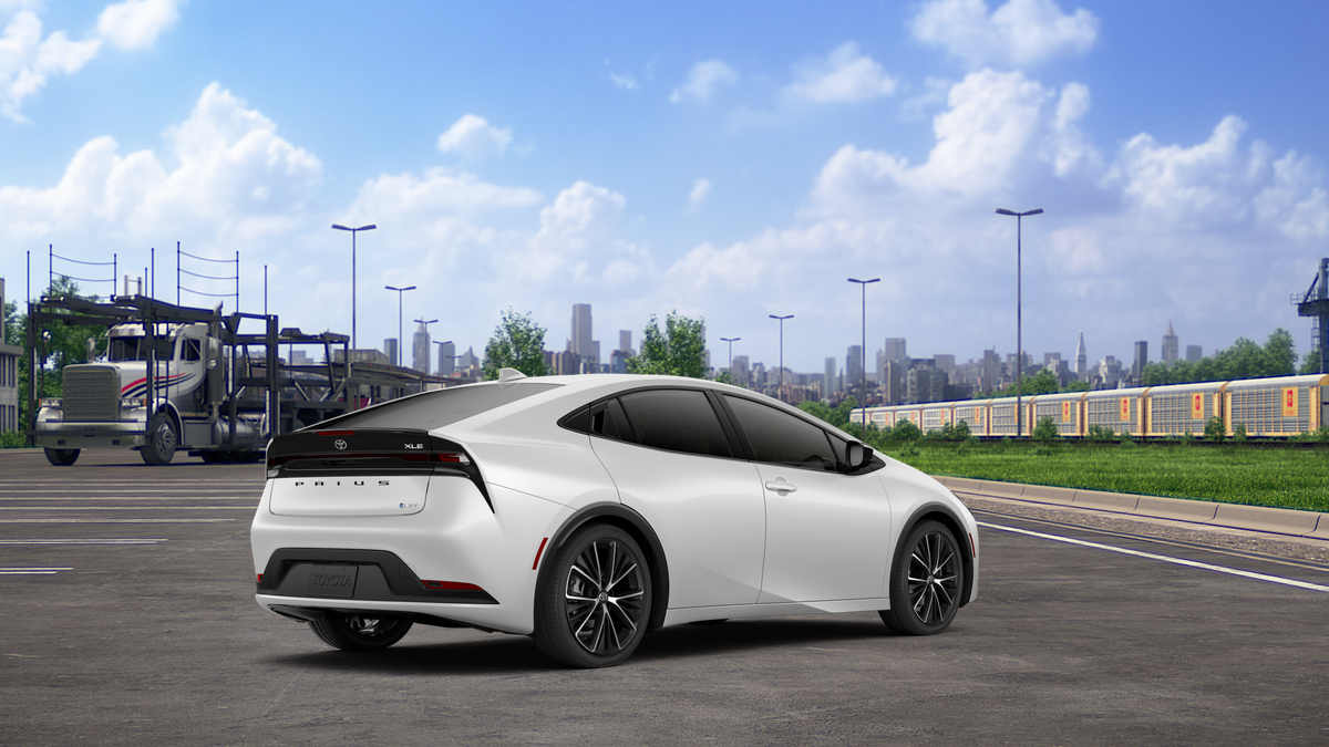2027 Toyota Prius XLE