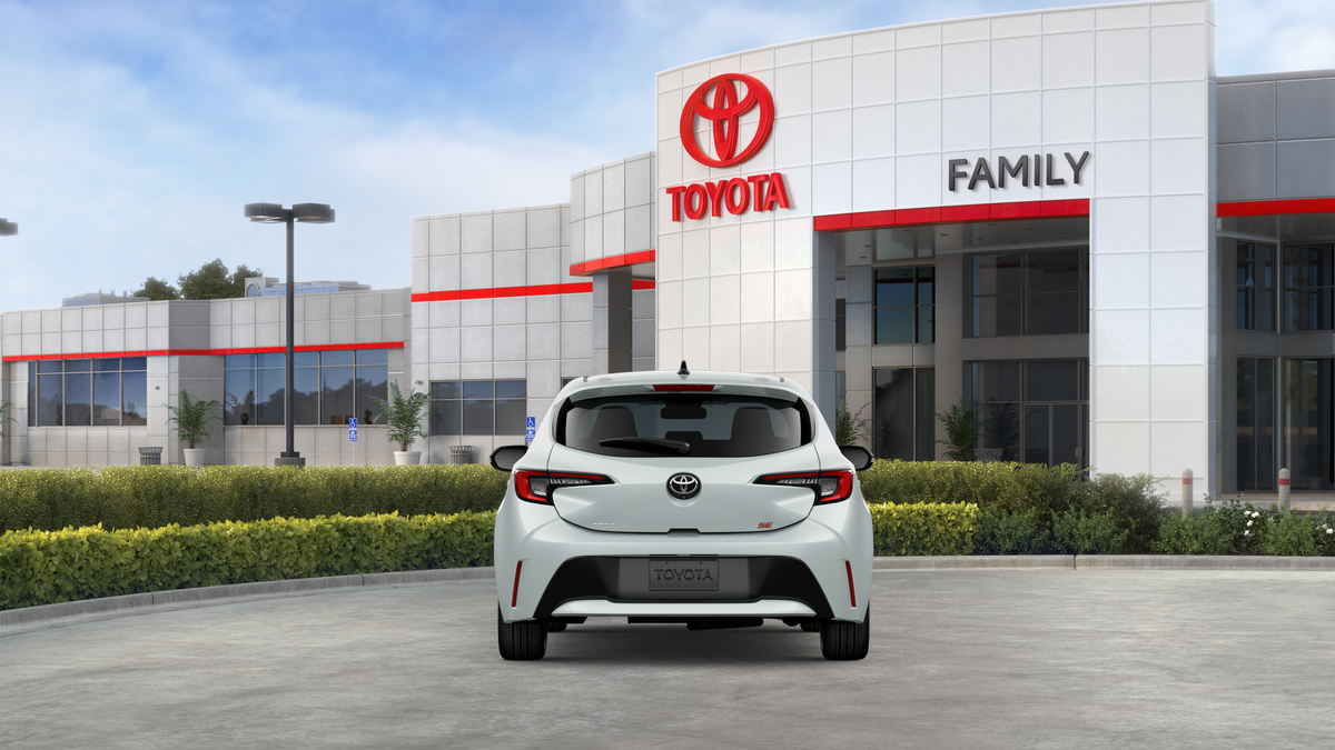 2026 Toyota Corolla Hatchback SE