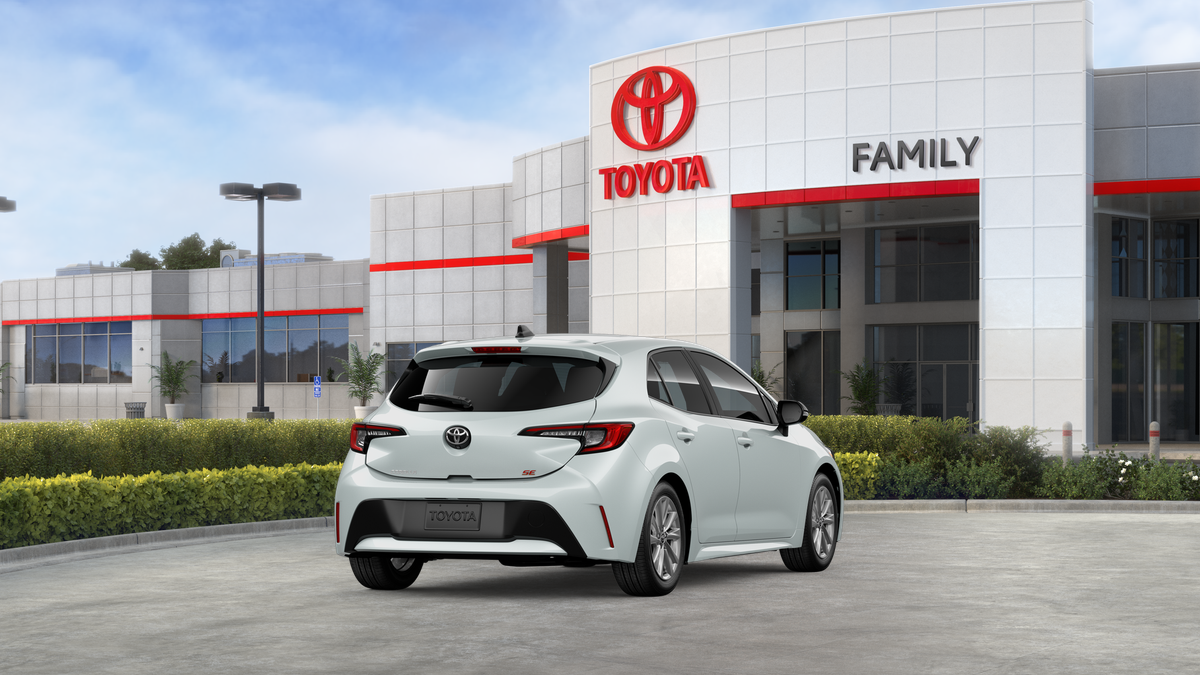 2026 Toyota Corolla Hatchback SE