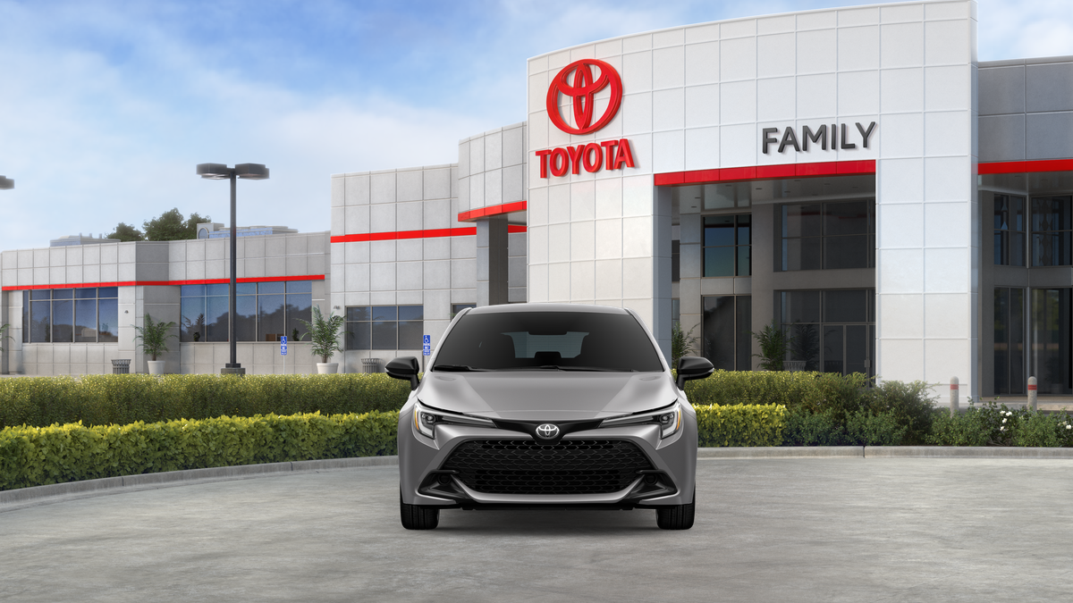 2026 Toyota Corolla Hatchback SE