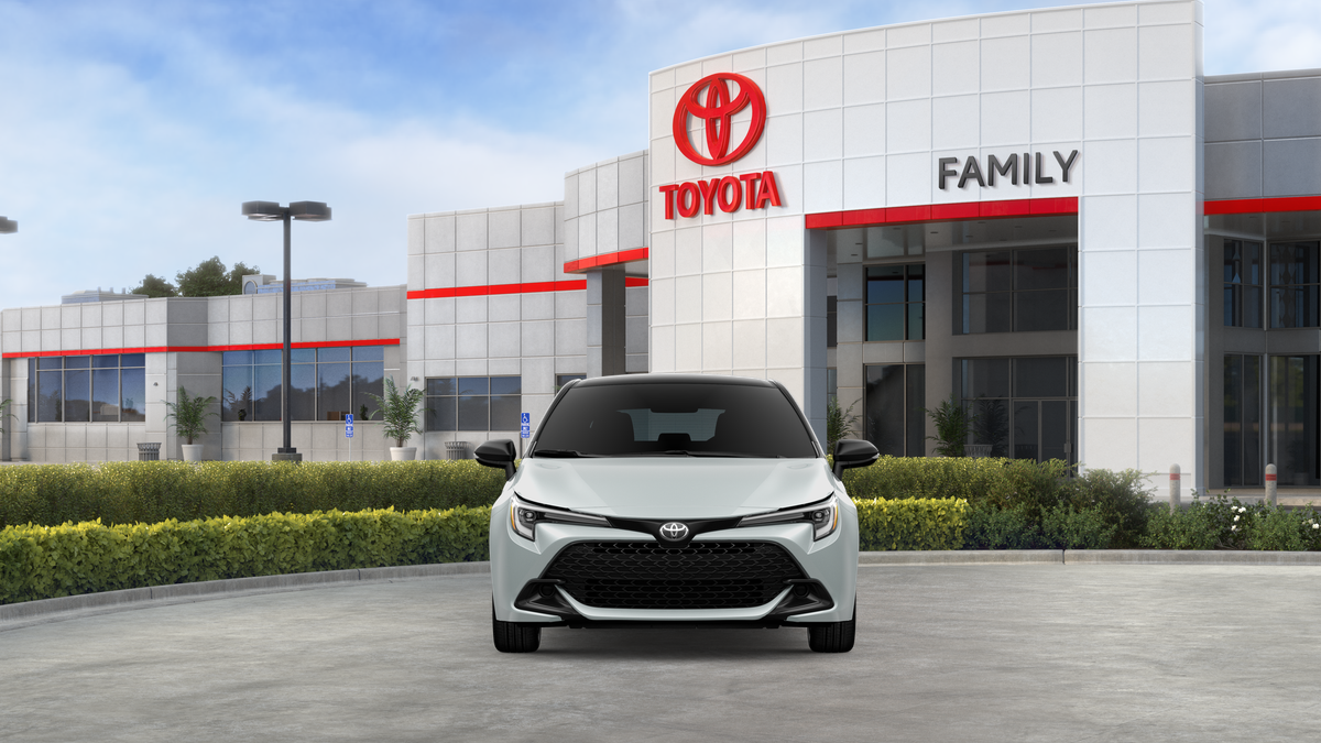 2026 Toyota Corolla Hatchback SE