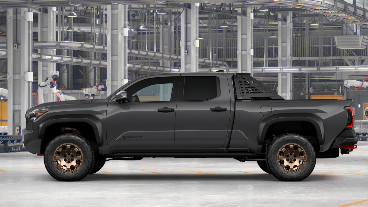 2026 Toyota Tacoma i-FORCE MAX Tacoma Trailhunter