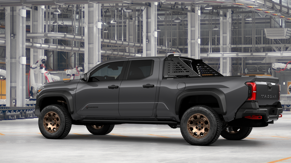 2026 Toyota Tacoma i-FORCE MAX Tacoma Trailhunter