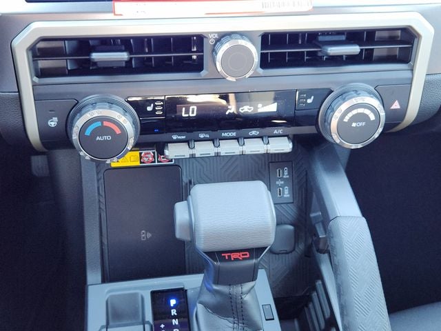 2025 Toyota Tacoma i-FORCE MAX Tacoma TRD Off-Road