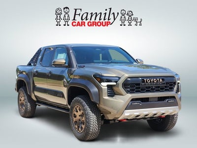 2026 Toyota Tacoma i-FORCE MAX Tacoma Trailhunter