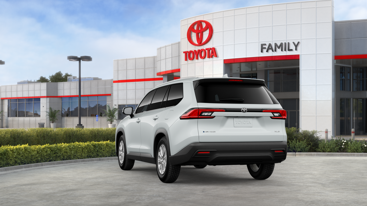 2026 Toyota Grand Highlander Hybrid XLE