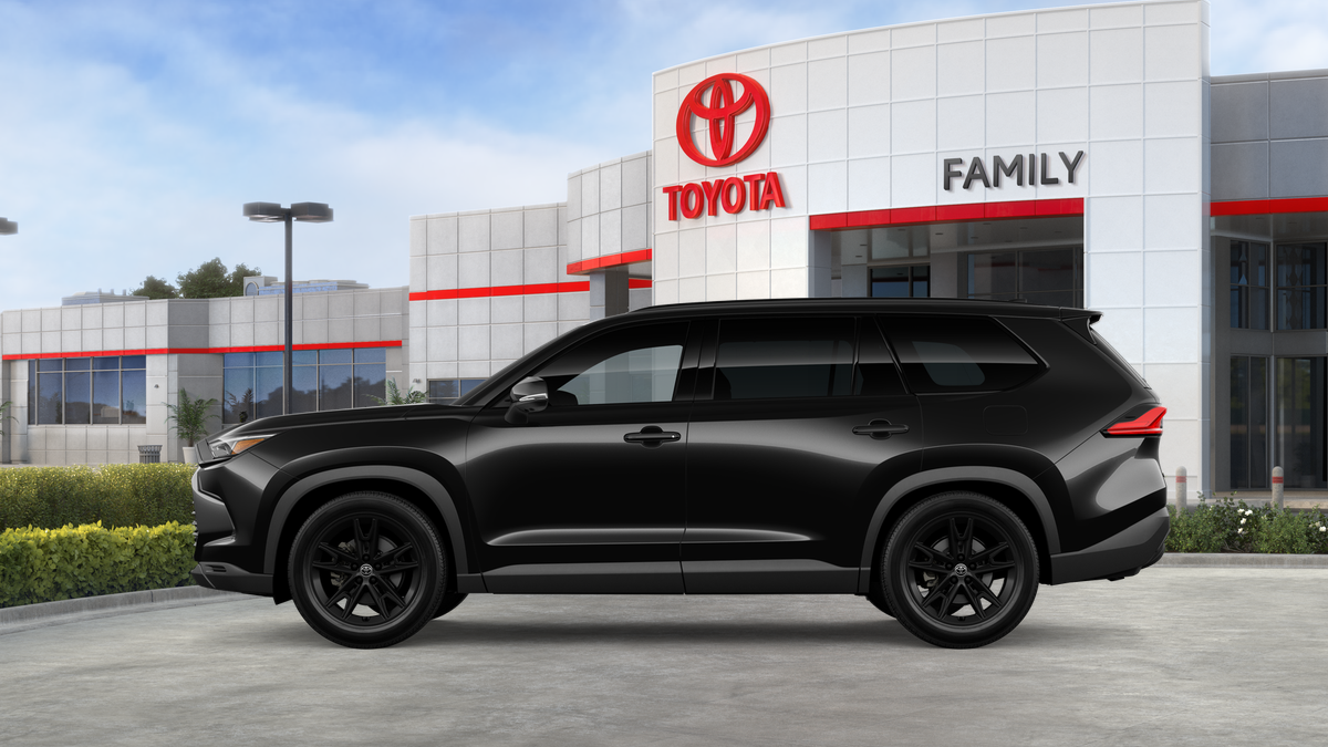 2026 Toyota Grand Highlander Hybrid Nightshade