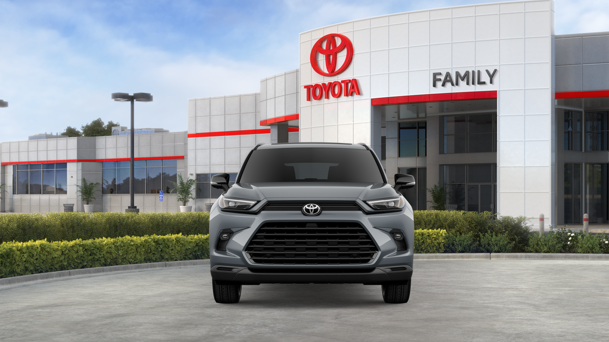 2026 Toyota Grand Highlander Hybrid Nightshade