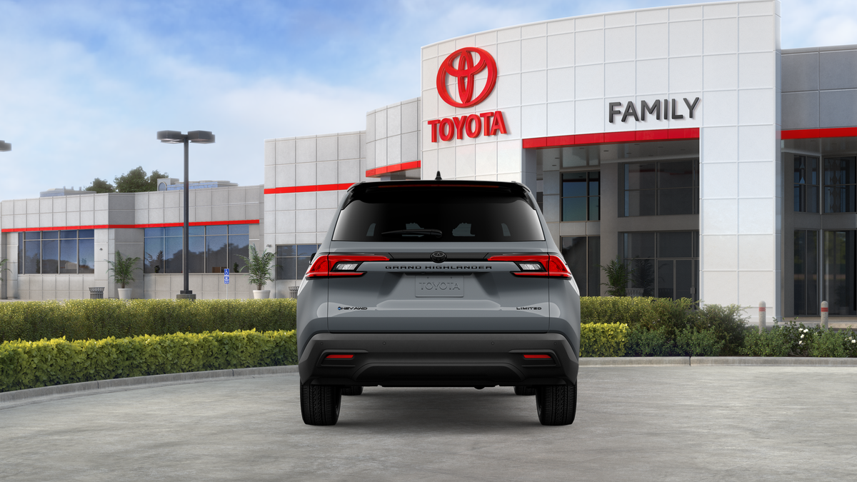 2026 Toyota Grand Highlander Hybrid Nightshade