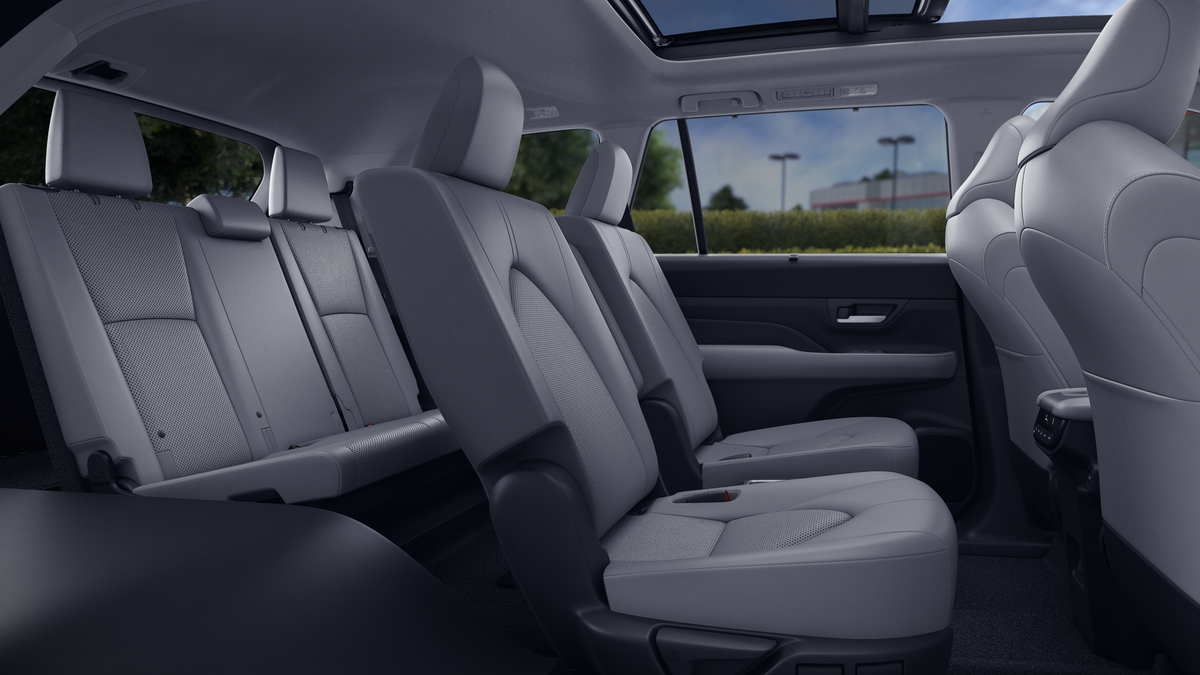 2026 Toyota Grand Highlander Hybrid XLE