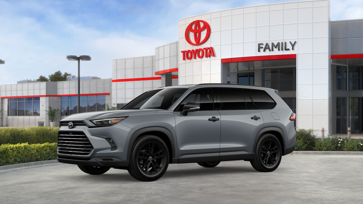 2026 Toyota Grand Highlander Hybrid Nightshade