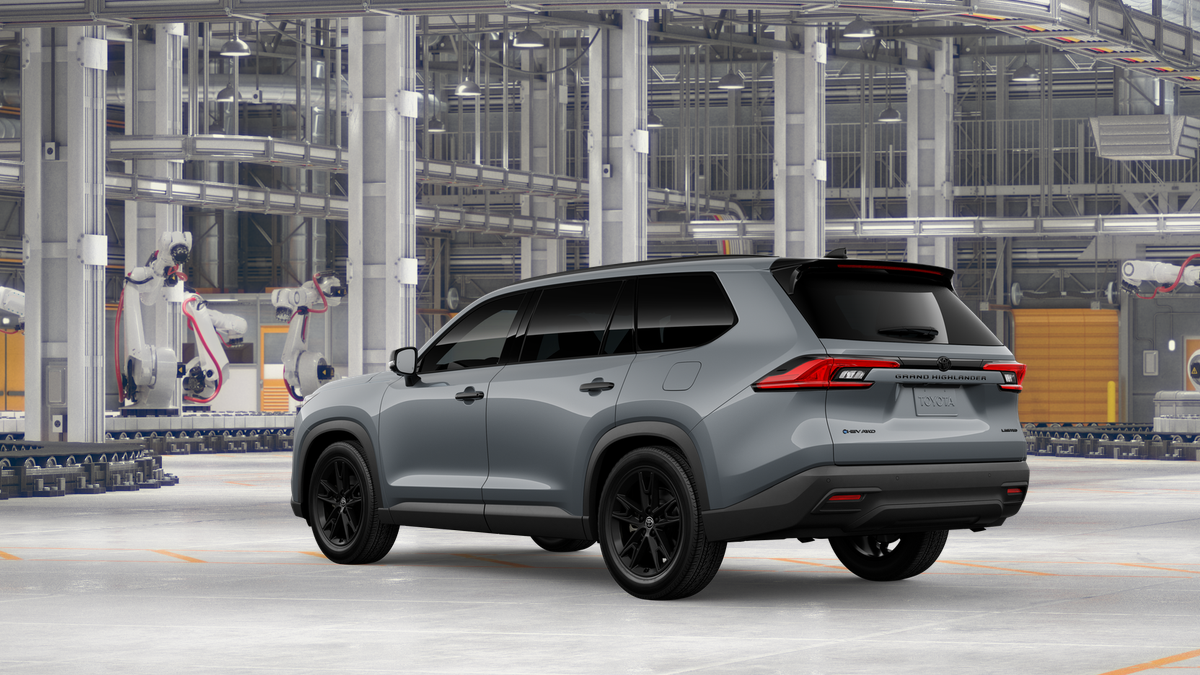 2026 Toyota Grand Highlander Hybrid Nightshade