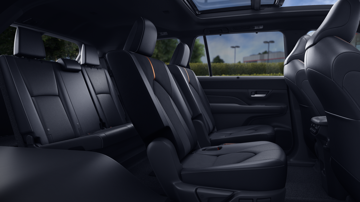 2026 Toyota Grand Highlander Hybrid MAX Platinum