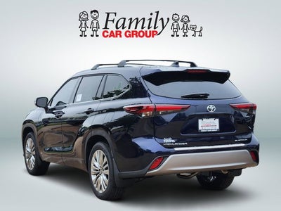 2026 Toyota Highlander Hybrid Platinum